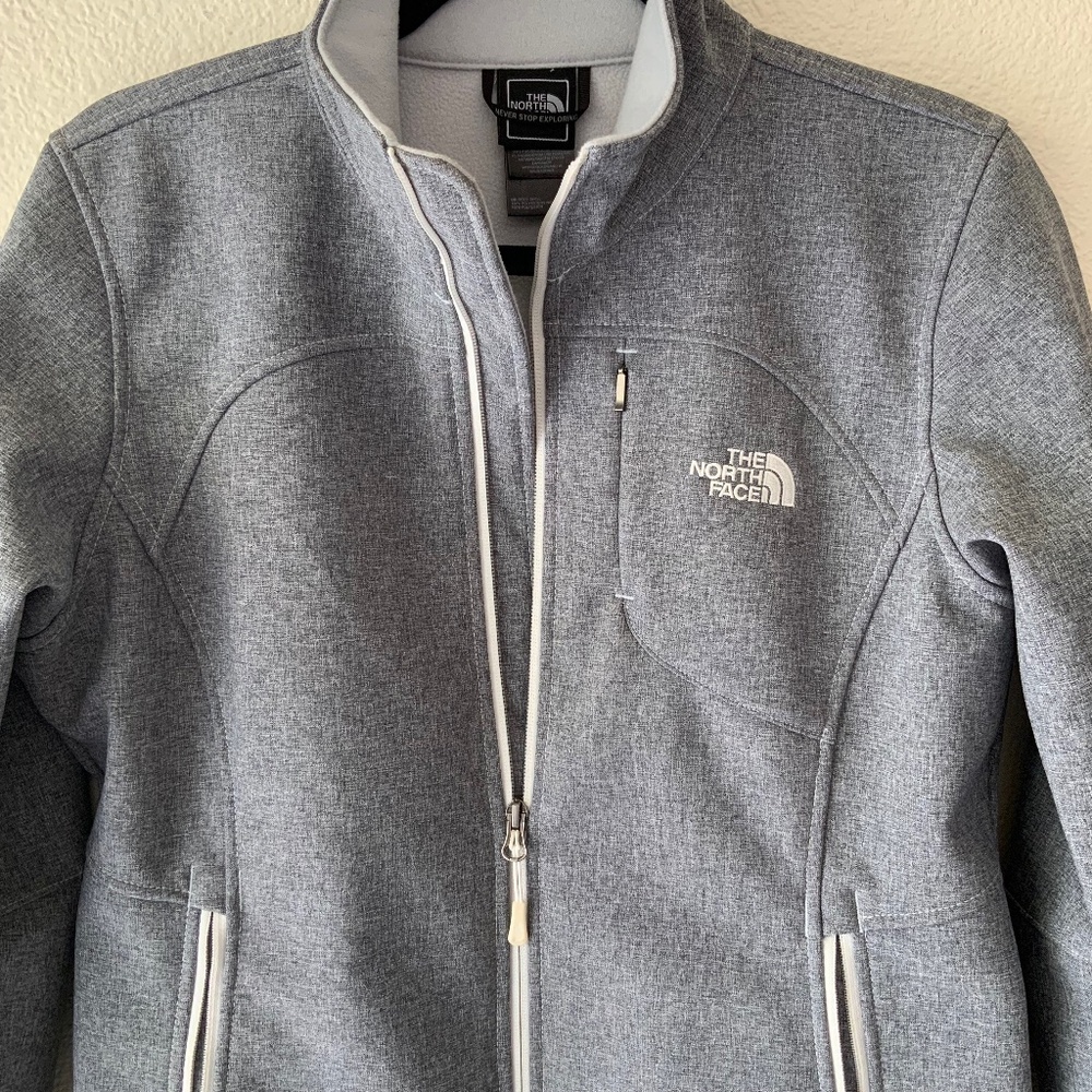 LIKE NEW! North Face Apex Bionic Jacket Gray Size Medium